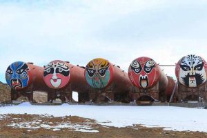 中國(guó)到底缺不缺石油中國(guó)發(fā)現(xiàn)特大油田800萬(wàn)億噸